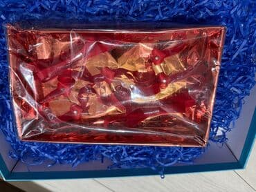 hicablı qız və oğlan şəkilləri: Xonça və nişan dəsti - Zərif dekorlu xonça: güllü kompozisiya, muncuq — 13