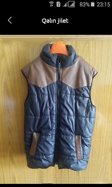 Şalvarlar: Qalın jilet - Model: kişilər üçün qolsuz, fermuarlı jilet - Rəng — 1