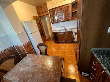 sumqayit 6 ci mikrorayon: Binəqədi rayonu 8-ci mikrorayonda Azadlıq metrosu yaxınliğında, 10 — 5