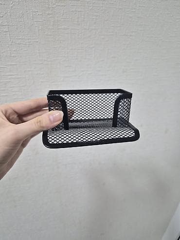 Металлический держатель для бумажек. Kağız altı metal qab