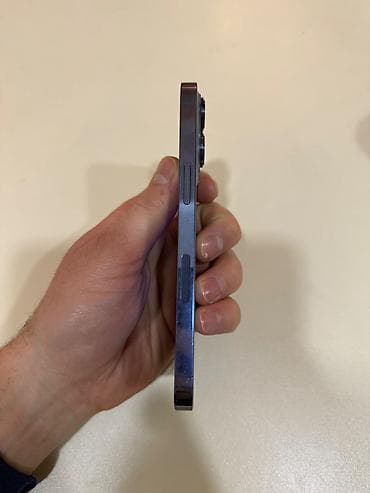 google pixel 7: IPhone 13 Pro, 256 GB, Sierra Blue — 3