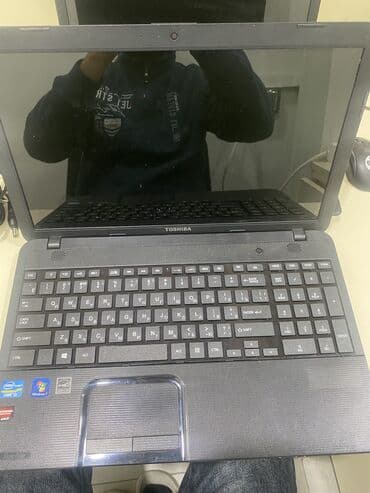 komputer core 2 duo: Toshiba Satellite noutbuk Xüsusiyyətlər: - Ekran: 15.6" geniş format — 4