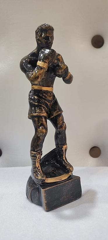 qedimi pullar: Suvenirlər.uzərini lazerle istənilən söz yazırıq istəyə görə.5 — 8