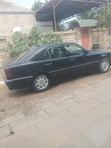 Mercedes-Benz C230 1999cu il