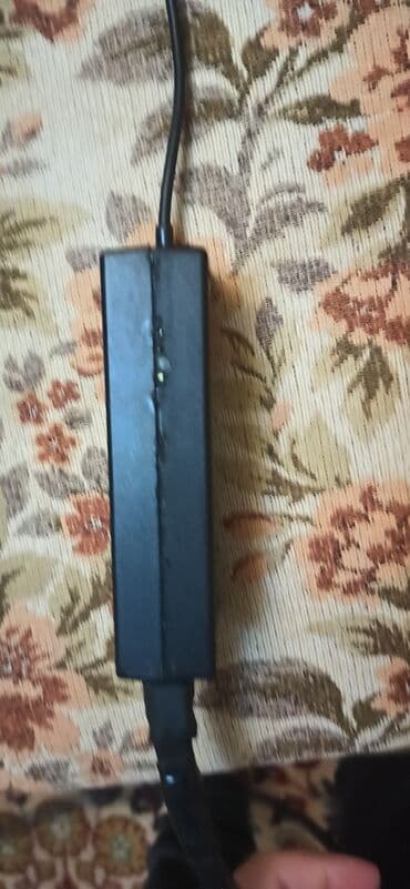 sahibinden notebook: Acer noutbuk - Ekran: təxminən 17" (geniş ekran), üst hissədə Crystal — 4