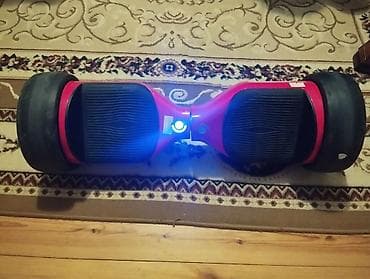 Elektrosamokat (hoverboard) – qırmızı rəngdə, iri təkərli model -