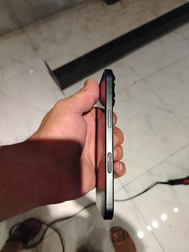 apple 5 s: IPhone 16, 128 GB, Qara — 5