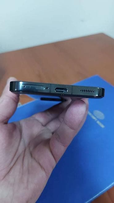 planset samsung tab: Xiaomi 13, 512 GB, rəng - Qara, 
 Sensor, Barmaq izi, Simsiz şarj — 6