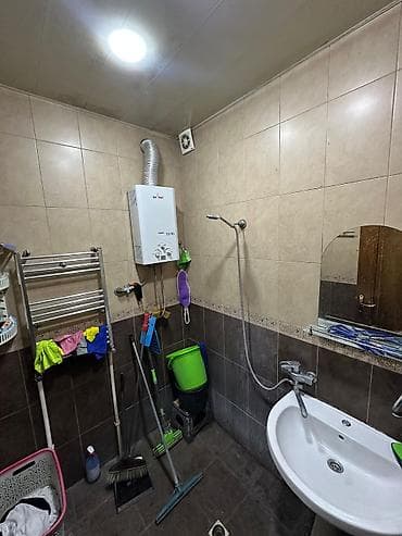 barter menziller: Баку, 2-ой микрорайон, 3 комнаты, Вторичка, м. Мемар Аджеми, 65 м² — 3
