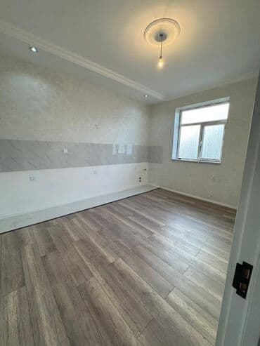 moskva univermağı ünvan: 4 otaqlı, Yeni tikili, 160 kv. m — 2