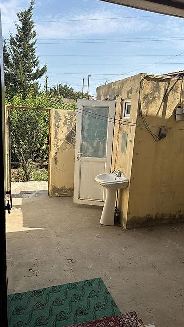 Zabrat 1 307 məktəbin ərazisində yaxın düşür kasbiski məhləsində
