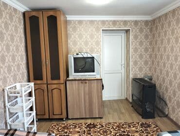 insaatcilarda kiraye ev: 28 kv. m, 2 otaqlı, İşıq, Su, Kanalizasiya — 1