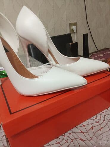 inan ayakkabı: Tuflilər, Ölçü: 39, rəng - Ağ, Yeni — 3