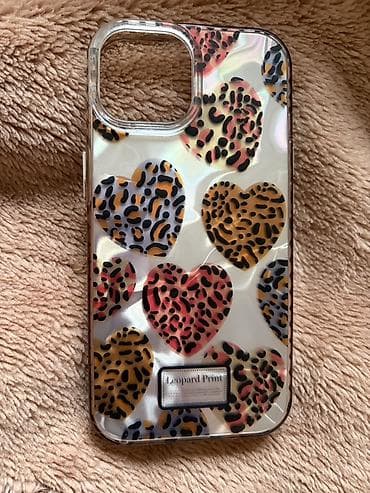 IPhone 15 sadə kabrolar təzəsi və işlənmiş olanı var 5~7 arası giymət