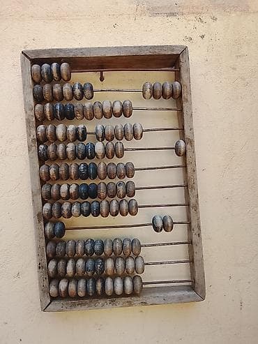 oyuncaql: Taxta abaq (hesab çərçivəsi) - Material: təbii taxta çərçivə, metal — 1