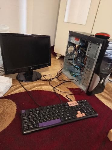 микрофон для компьютера: Masaüstü kompüter seti – sistem bloku, LG monitor, klaviatura və siçan — 1