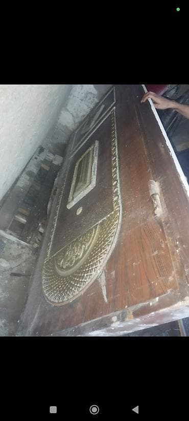 qapi dekoru: Seyf qapı qiymət son qiymətdi çərçivəsi var qapının zamok yerii — 1