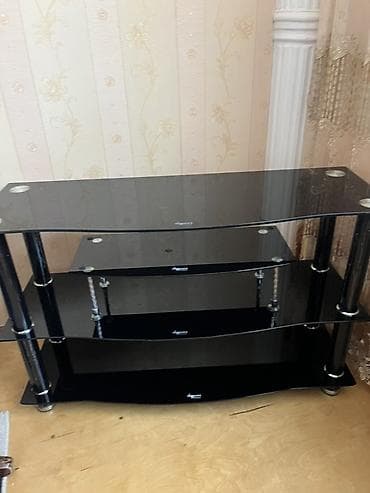 isiq generatoru satilir: Düz TV altlığı, Polkalı, Şüşəli — 3