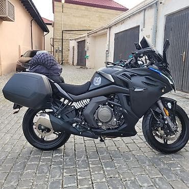 moped 49: CFMOTO 650GT – turinq sinfi motosiklet Yuruş 8000 km - Mühərrik: 650 — 4