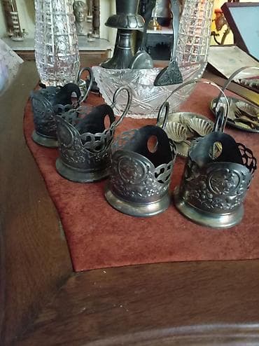 saat gence: Metal stəkanaltı dəst 1ededi 40m. - Material: metaldan (gümüşü tonlu) — 1