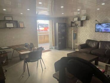 жилье у моря: Elimlər metrosuna yaxin ofis kirs baxca psixolojun merkez ümumi sahəsi — 1