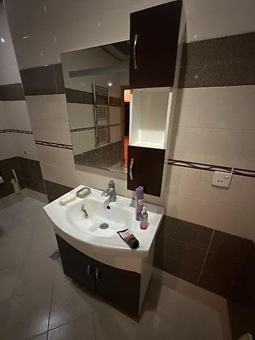 Hamam üçün lavabo mebeli və güzgü dəsti - Komplekt: - Lavabo ilə — 1