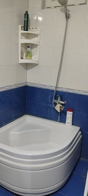 hökməlidə: Hökməli arkasından keçdikdə 200 metr yuxarıda 2 mərtəbəli ev satılır — 9