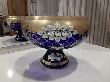 Biri 35manat cütü 60man Kobalt-mavi şüşədən dekorativ ayaqlı