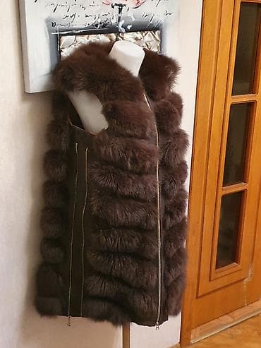Kürklər: Qolsuz şuba, yanında zamokda var boyutmək olur — 2