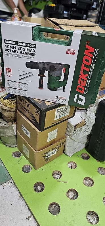 Perforator 7 kqlıq 40 mm lik ölçüdə 1500 vatt Diqqət Çatdırılma bir lalafo.az -da Perforator 7 kqlıq 40 mm lik ölçüdə 1500 vatt Diqqət Çatdırılma bir