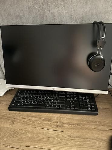 hp 24: HP stolüstü kompüter seti Tərkib: - HP sistem bloku (ön paneldə USB — 2