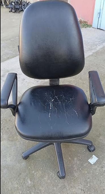 Təkərli, Qolları tənzimlənmir, Süni dəri