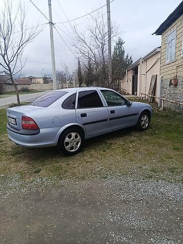 nissan note bufer: Opel Vectra: 1.8 l | 1997 il 415000 km Sedan — 6