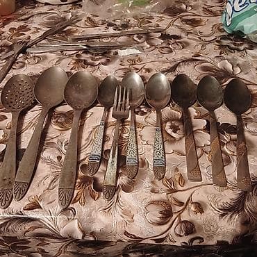 Mətbəx üçün paslanmayan poladdan çəngəl və qaşıq dəsti - Material