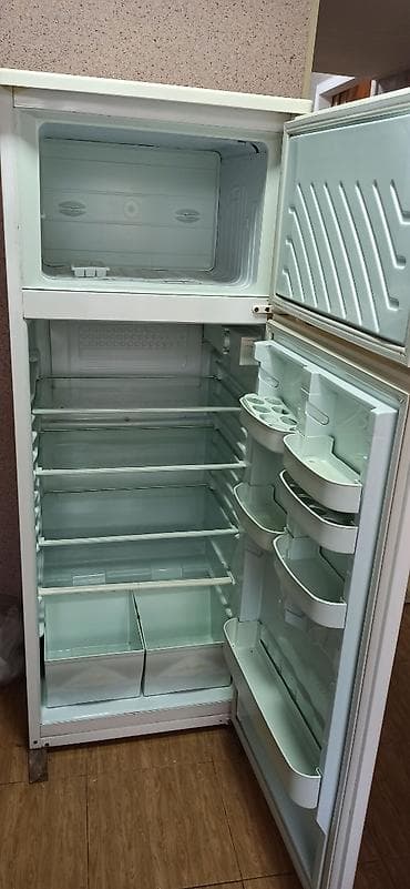 İşlənmiş 2 qapılı Soyuducu Satılır, rəng - Ağ