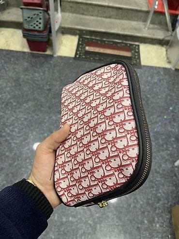 kosmetika üçün çantalar: Pulqabı, Yeni — 1