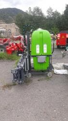 qosqular: Ciləyici 1 tonluq. Qaldırıcı endirici mexanizimli. Öntar — 1