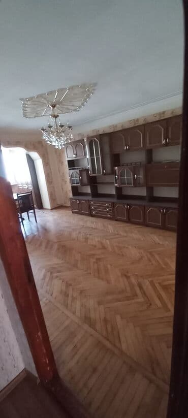 sumqayit bina evi: Xırdalanda 5 nömreli məktəbin yanında olan 5 mərətbeli binain 6 daş — 15