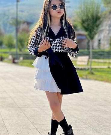 Uşaq geyimləri kolleksiyası - Sarı kapüşonlu svitşot + cins şort — 2