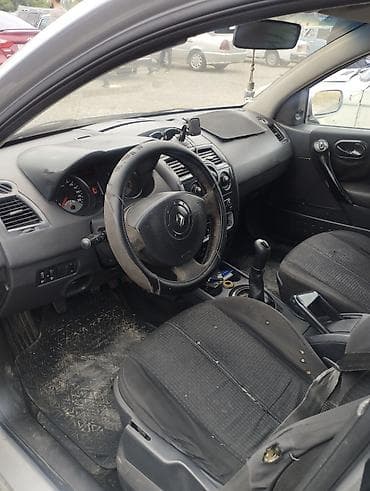 rul satisi: Renault Megane: 1.5 l | 2005 il 374000 km Universal — 2