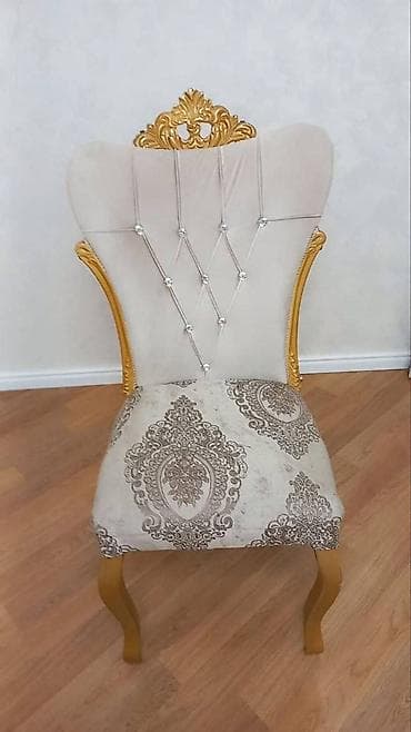 Qonaq otağı üçün, İşlənmiş, Stul