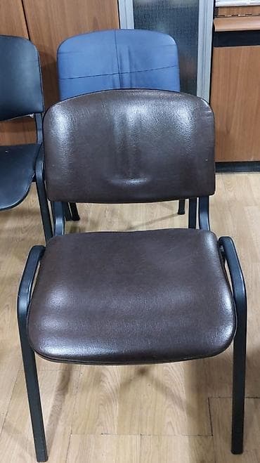 ikinci el pec: Ofis kurs üçün oturacaqlar say var təzə kimidir — 2