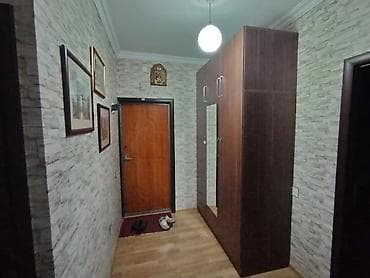 gencede ev: Əhmədli Bakı kinoteatrı yaxınlığında 9/3, orta bulok 3 otaqlı tam — 1