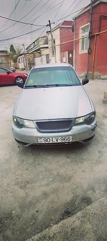 Daewoo Nexia: 1.5 l | 2011 il Sedan