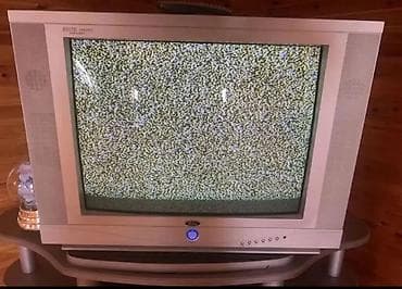 tv set: Kineskop (CRT) televizor – gümüşü korpus, ön paneldə inteqrə olunmuş — 1