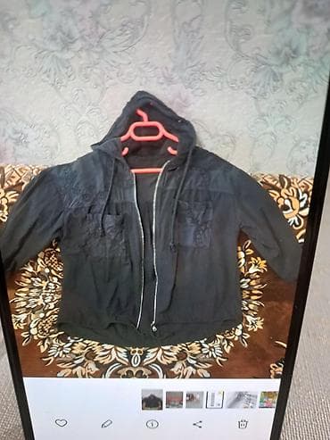 usta geyimi: Qara rəngli qadın gödəkçəsi - Model: Kapüşonlu, fermuarlı - Material — 1