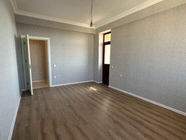 ilkin ödənişi 10000 olan evlər: 3 otaqlı, Yeni tikili, 134 kv. m — 2