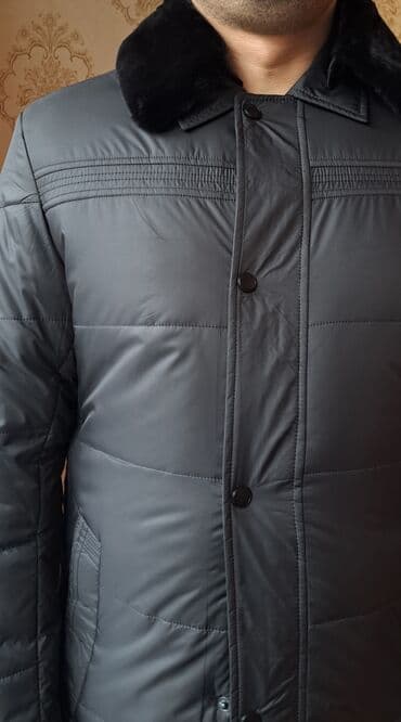 1 saat tədbirə geyilib