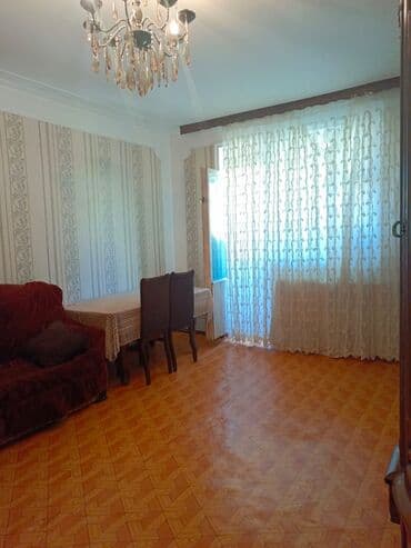 sarayda yeni tikilen binalar: Bakı, Badamdar qəs., 4 otaqlı, Köhnə tikili, m. Elmlər Akademiyası, 85 kv. m — 4