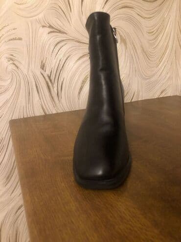 Toy paltarları və aksesuarları: Massimo Dutti, Ölçü: 39, rəng - Qara, Yeni — 3